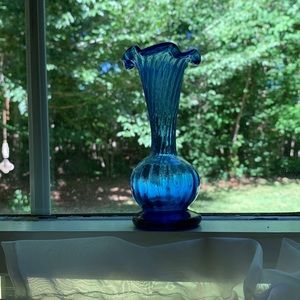 Cobalt blue 5” bud vase. Hand blown. Vintage. Swirled. Ruffled edge.